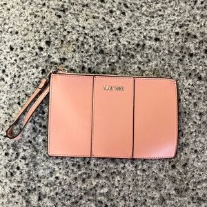 Nine West pink wristlet